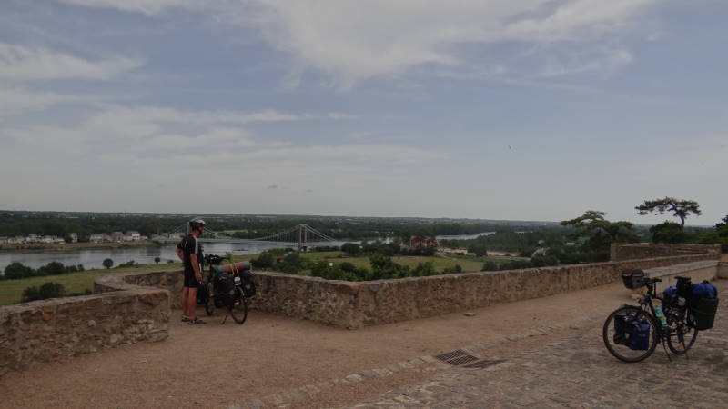 Blick ber Loire Tal bei St. Florent